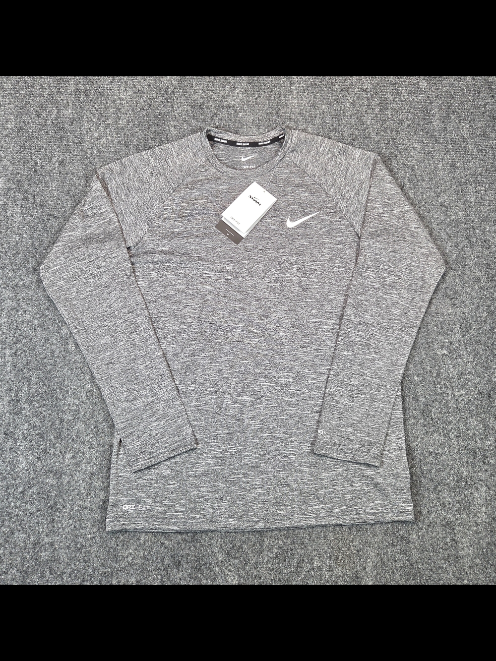 NEW Nike Swim Men’s Dri-FIT Long Sleeve Heather Grey Performance Shirt